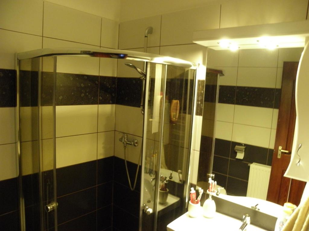Eplényi Apartmanház - Two-Bedroom Apartment