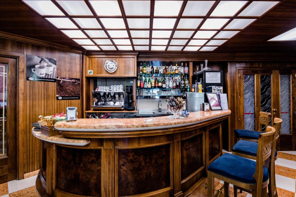 Lounge alebo bar v ubytovaní Hotel Lucrezia Borgia