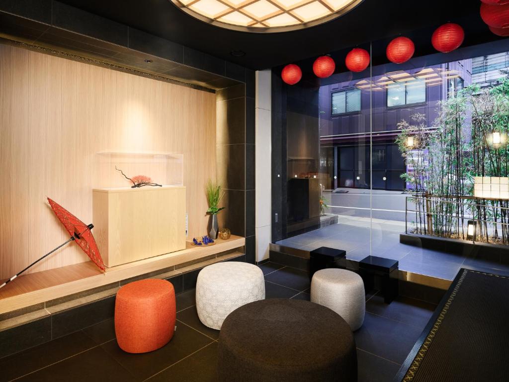 Posezení v ubytování MIMARU Tokyo Nihombashi Suitengumae
