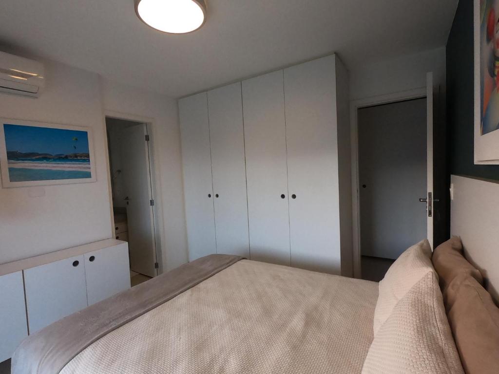  Apartamento Praia do Forte - Cabo Frio/RJ