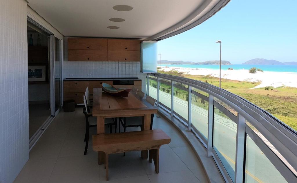  Apartamento Praia do Forte - Cabo Frio/RJ