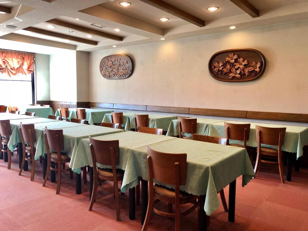 Restaurace v ubytování Hotel Belle-Cour Inomata