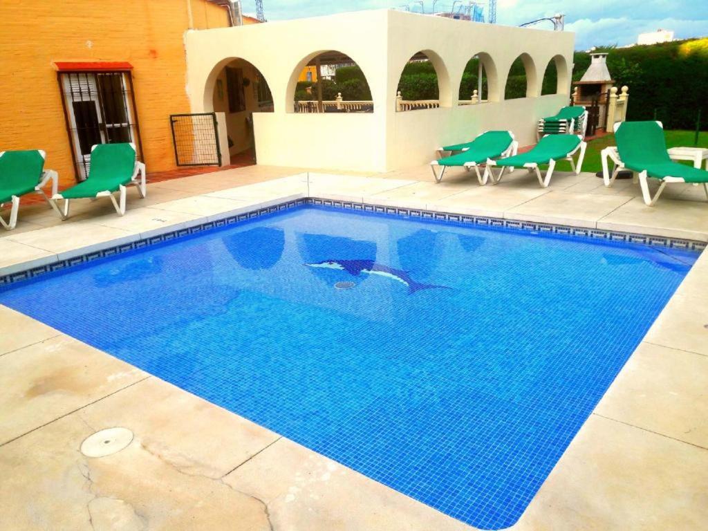 Basen w obiekcie Apartment Club Playa Flores Torremolinos lub w pobliżu
