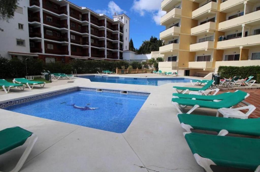 Basen w obiekcie Apartment Club Playa Flores Torremolinos lub w pobliżu