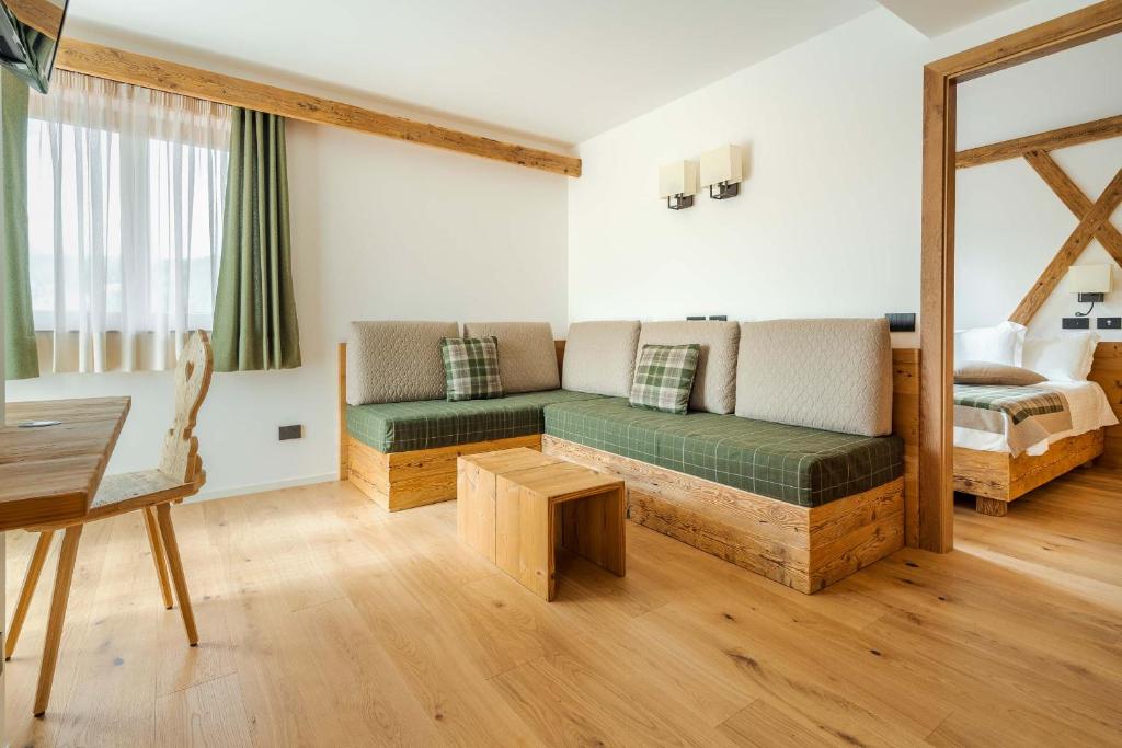 Postel nebo postele na pokoji v ubytování Camina Suite and Spa