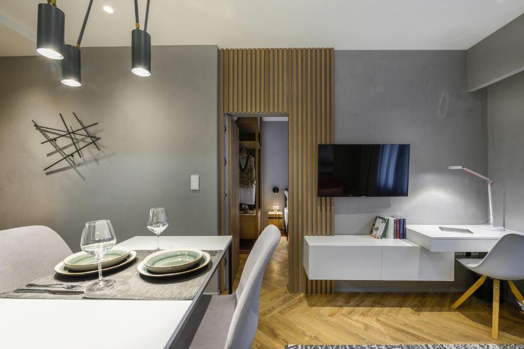 Olvios Luxury Suites - 15