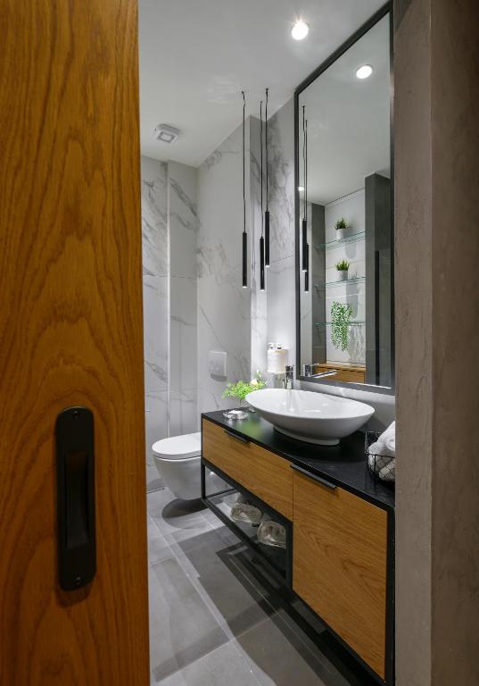 Olvios Luxury Suites - 7