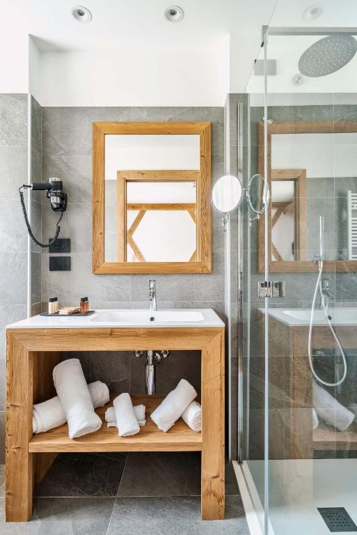 Koupelna v ubytování Camina Suite and Spa