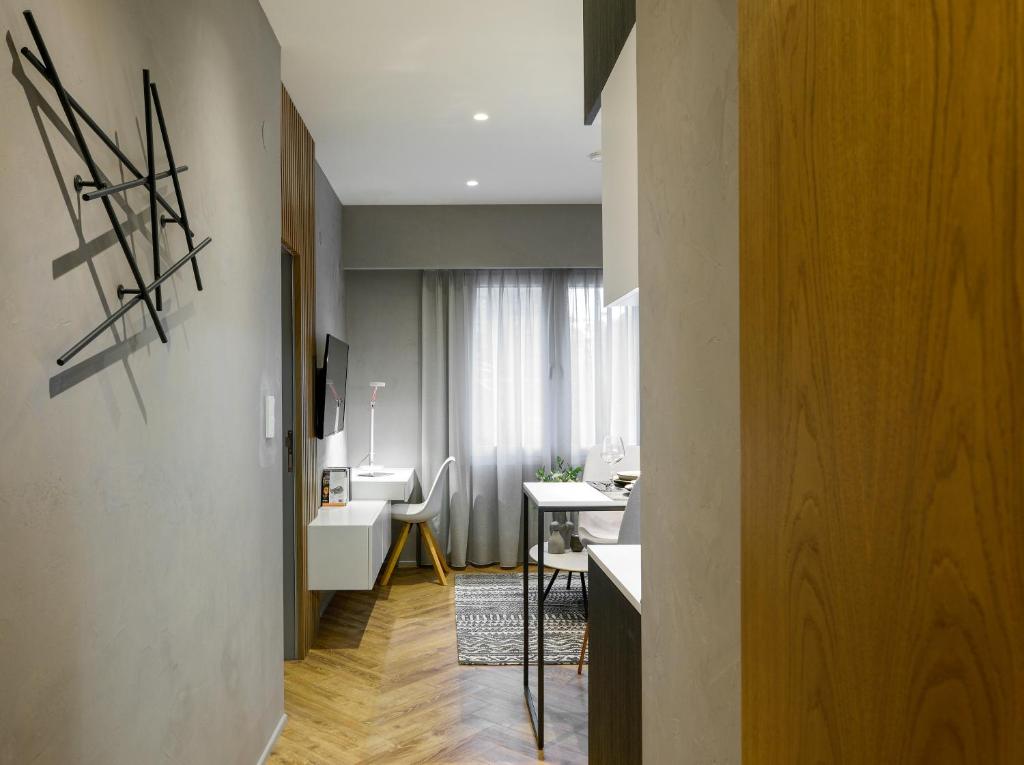 Olvios Luxury Suites - 4