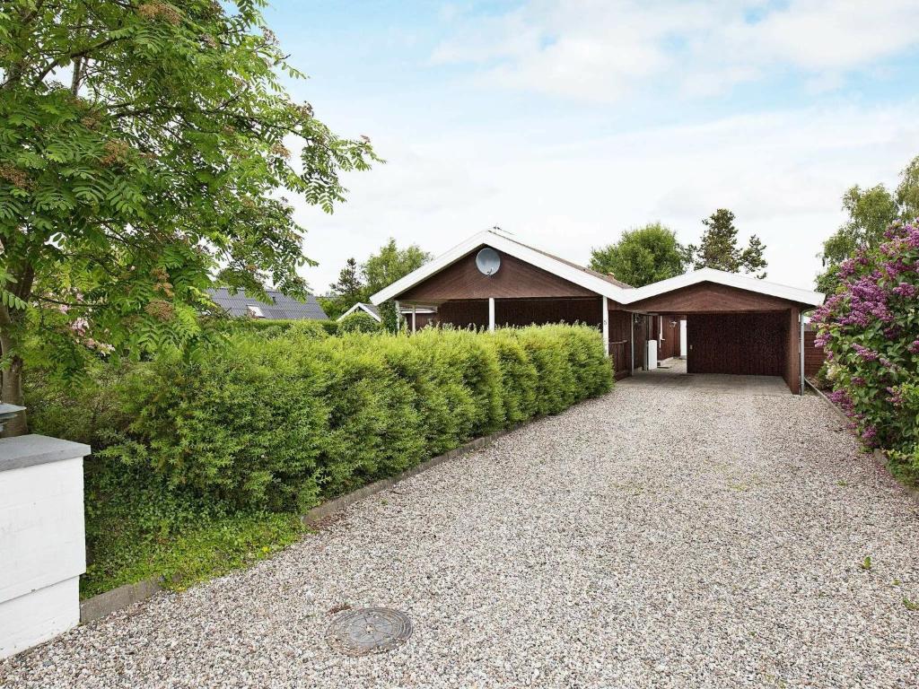 Zahrada ubytování 6 person holiday home in Slagelse-By Traum