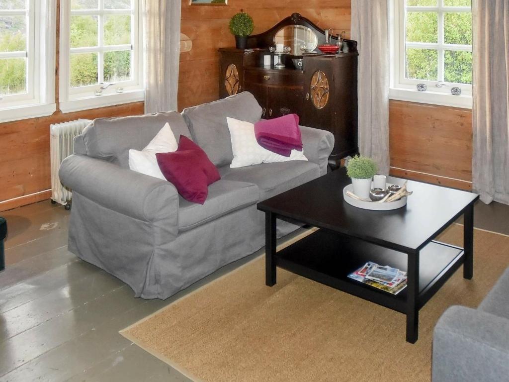Posezení v ubytování Holiday home Masfjordnes