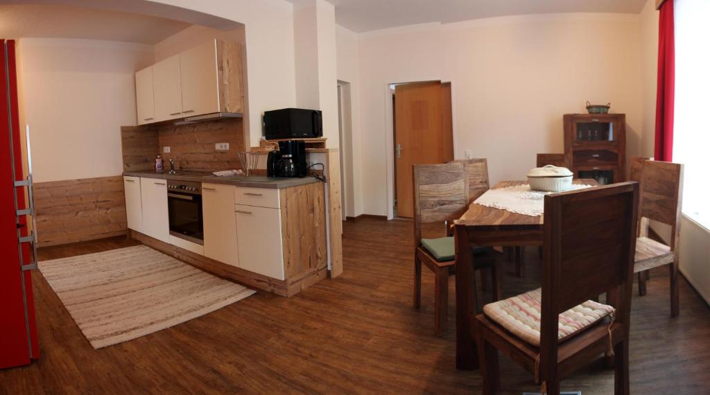 Kuchyňa alebo kuchynka v ubytovaní Appartement Juns