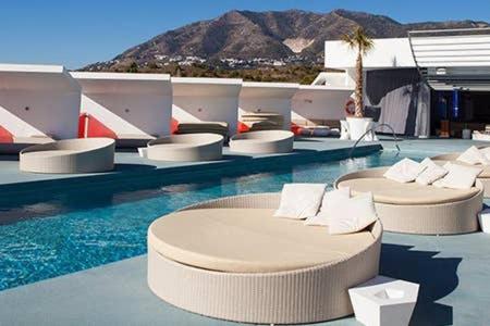 Apartment Luxury penthouse with Jacuzzi and Seaviews ...