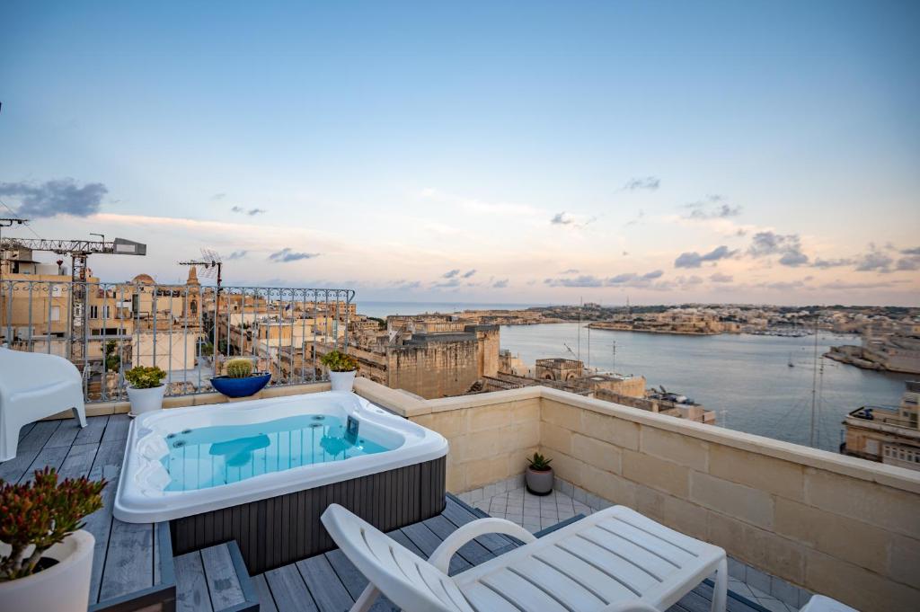 Tano's Boutique Guesthouse - 18