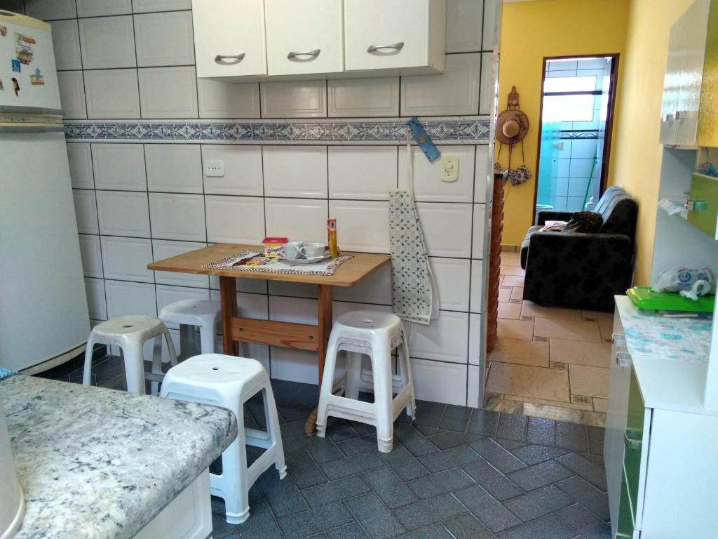  Lindo Sobrado em Condomínio Fechado