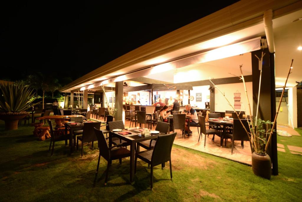 Alona Royal Palm Resort photo