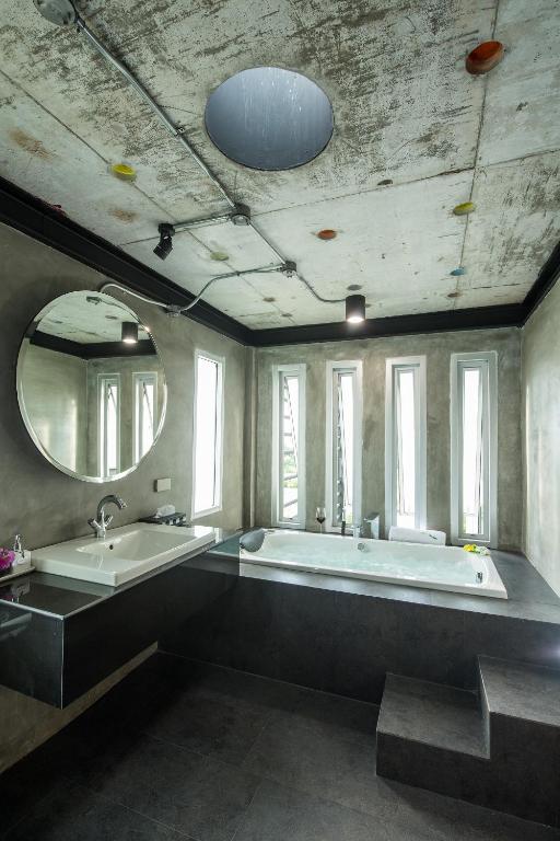 Koupelna v ubytování Vino Neste Private Pool Villas