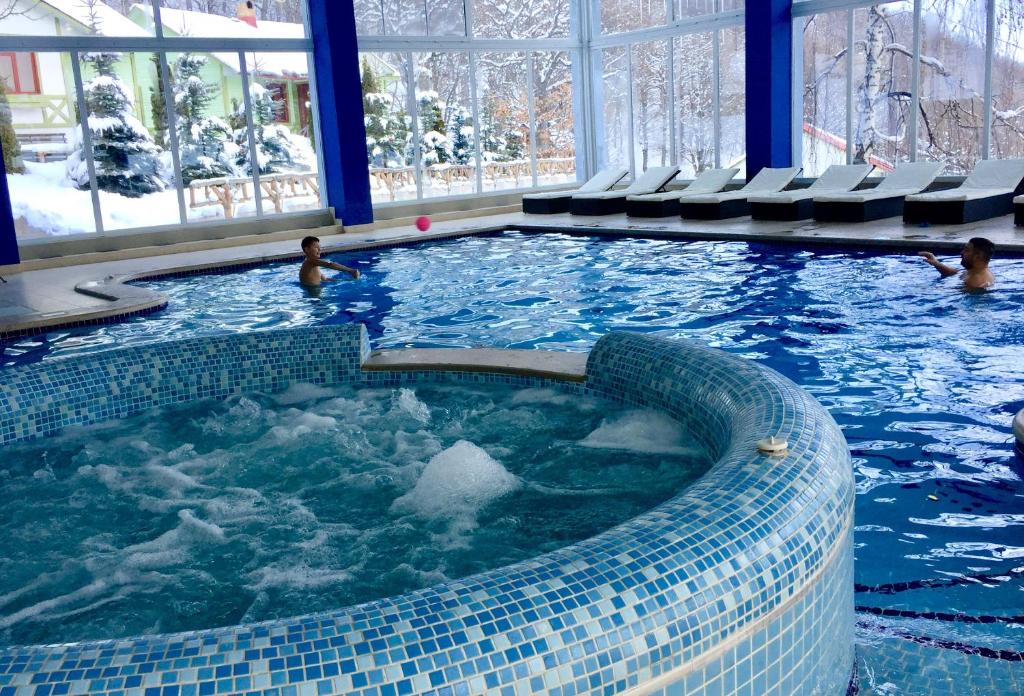 Bazén v ubytování Alva Hotel & Spa nebo v jeho okolí