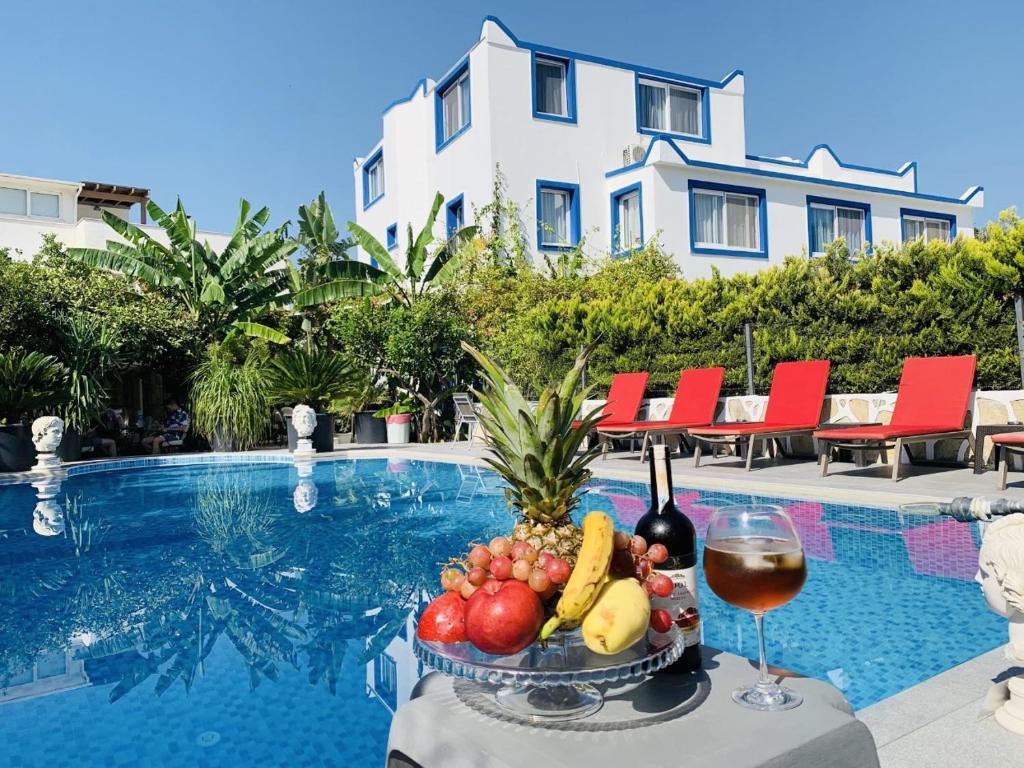 Bazén v ubytování Artunc Hotel Bodrum nebo v jeho okolí