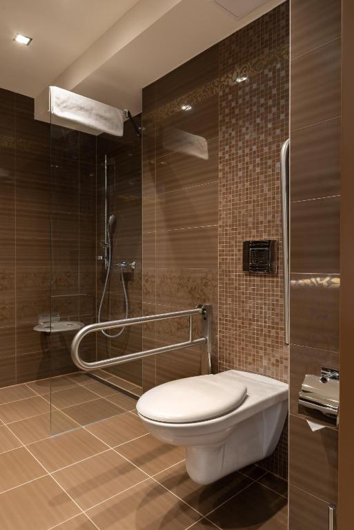 
Deluxe Double or Twin Room - Disability Access with Wellness Access
