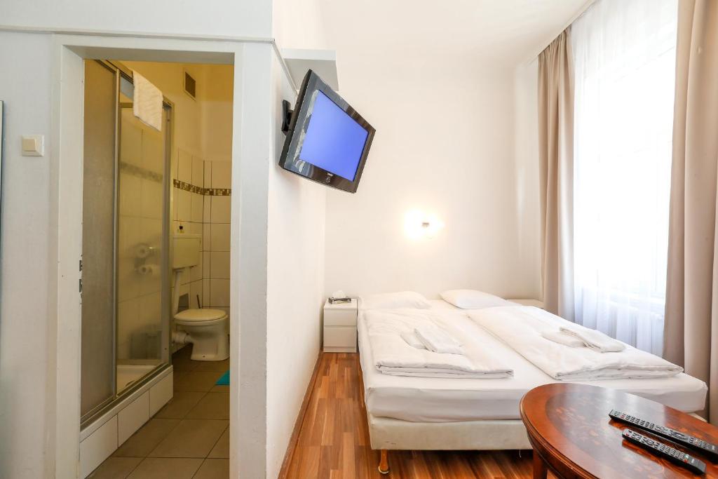 Timeout City Hotel, 5 min to city center, Self Check In - Resim 42
