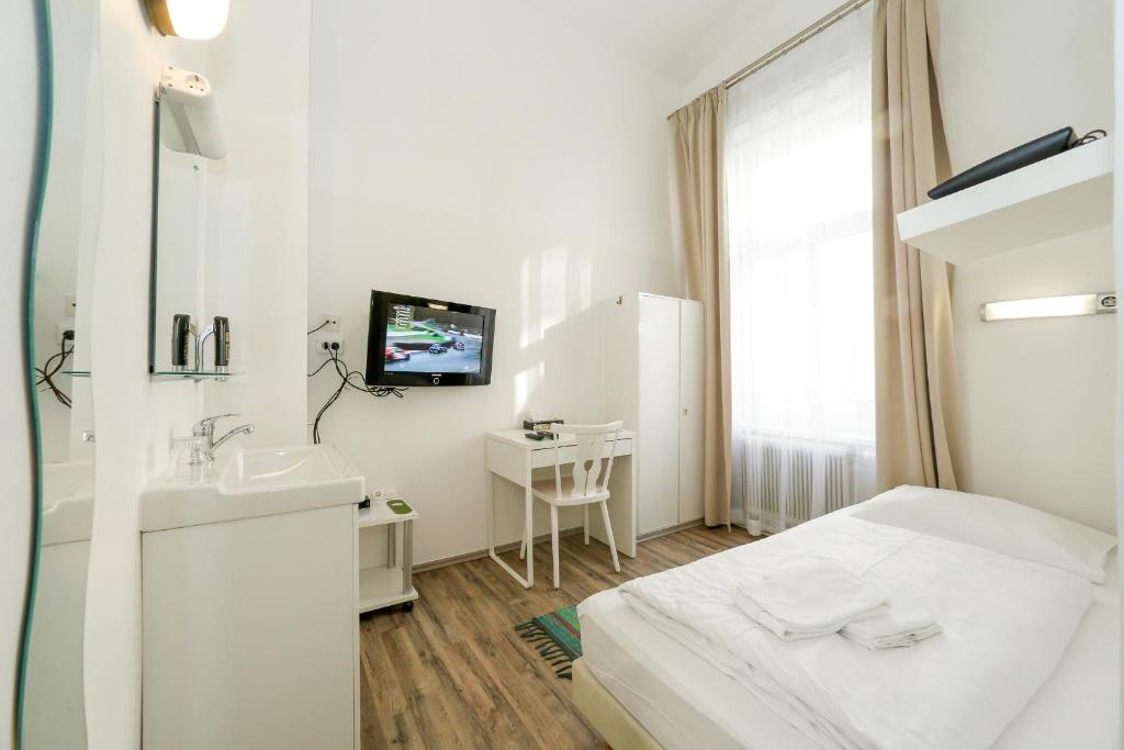 Timeout City Hotel, 5 min to city center, Self Check In - Resim 37