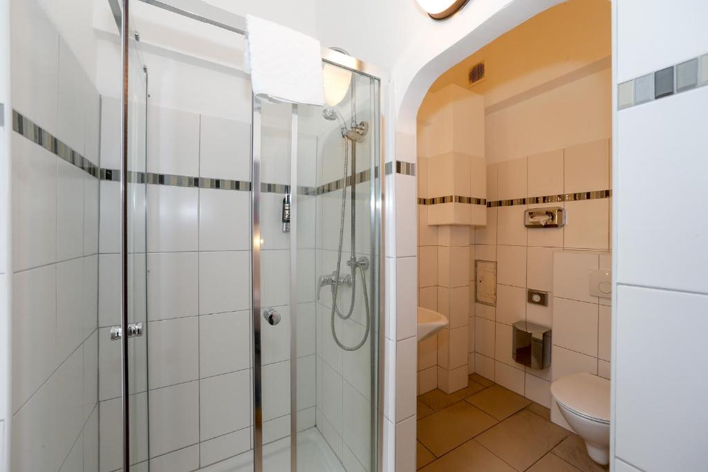 Timeout City Hotel, 5 min to city center, Self Check In - Resim 35