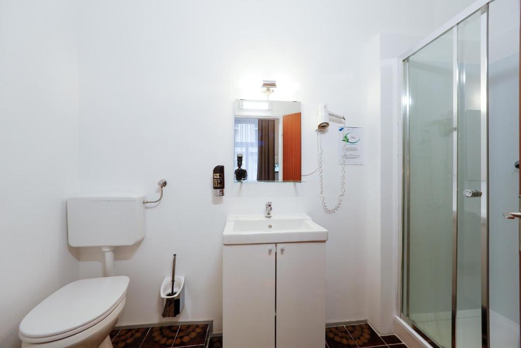 Timeout City Hotel, 5 min to city center, Self Check In - Resim 30