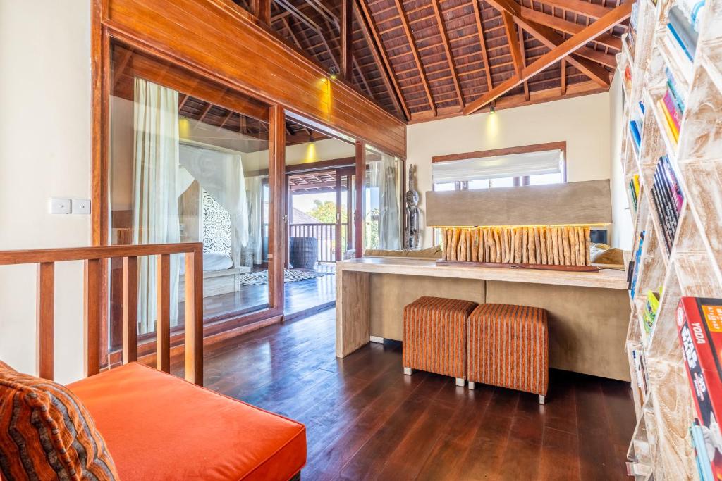 Posezení v ubytování Pristine Yuyu Villa Balian
