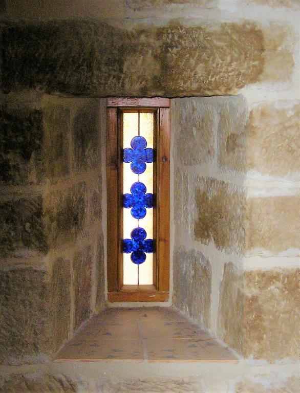Fotografia z galérie ubytovania TORRE FUERTE Siglo XIII v destinácii Baños de Rioja