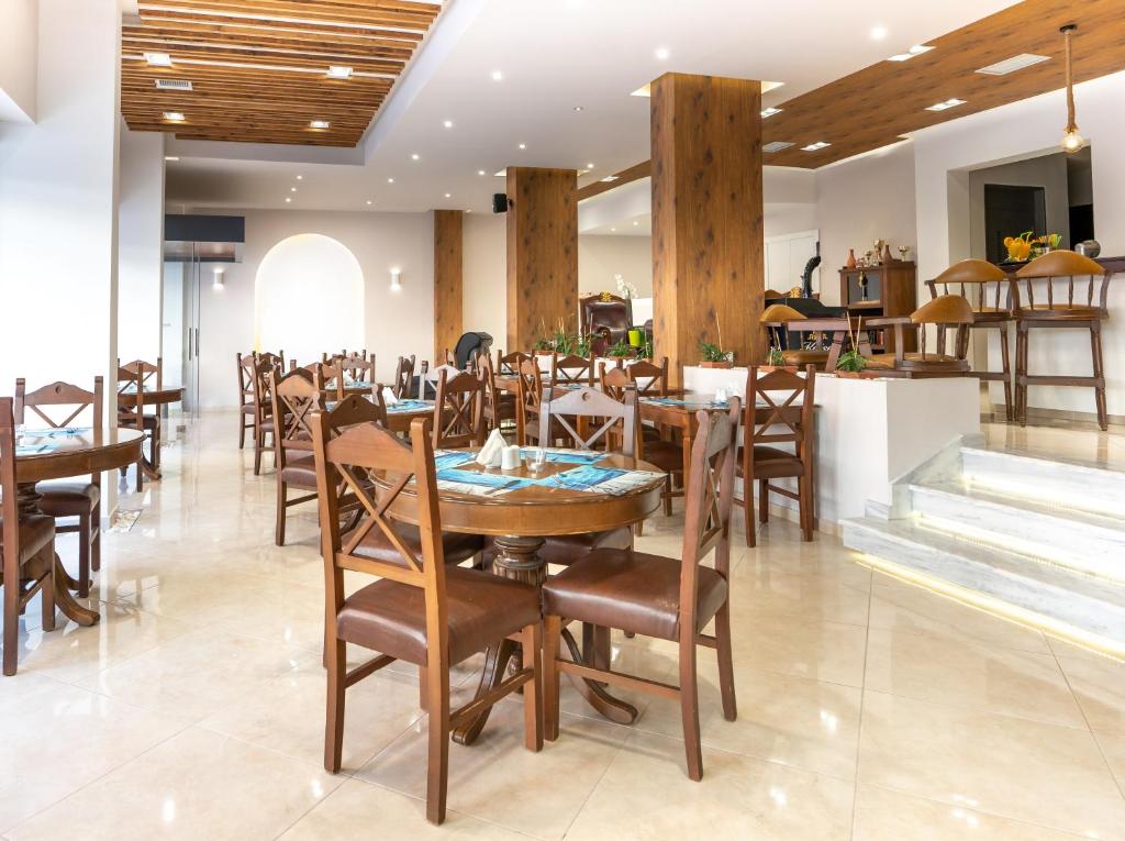 Restaurace v ubytování Paralia Beach Boutique Hotel