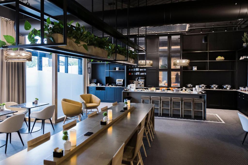 Alt Hotel Saskatoon - Resim 27