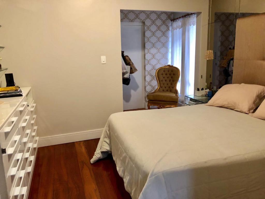  Linda casa 4 quartos no melhor bairro de Floripa