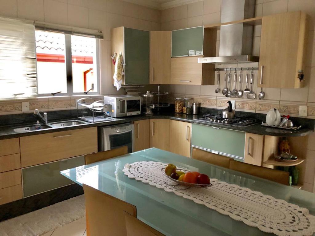  Linda casa 4 quartos no melhor bairro de Floripa