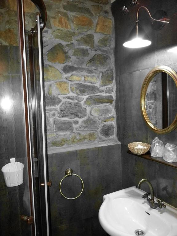 Hostal De Montaña La Aldeya - Quadruple Room