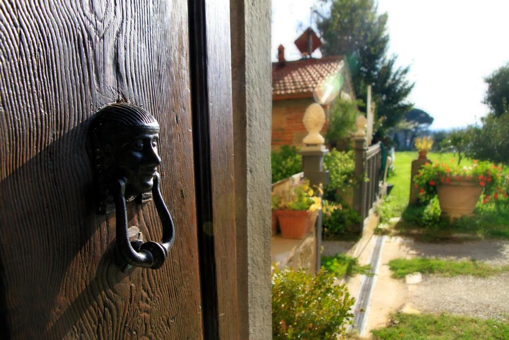 Vonkajšia záhrada v ubytovaní Casa Soleluna B&B