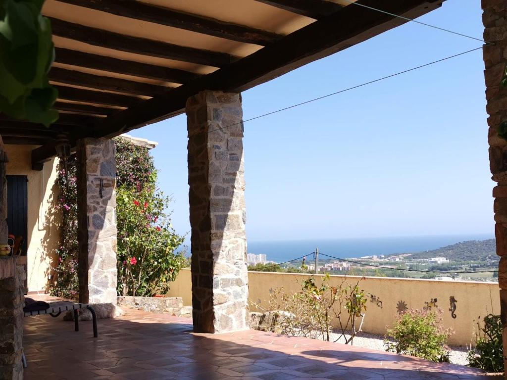 Gina's house in castell d'aro with sea views - Three-Bedroom Villa