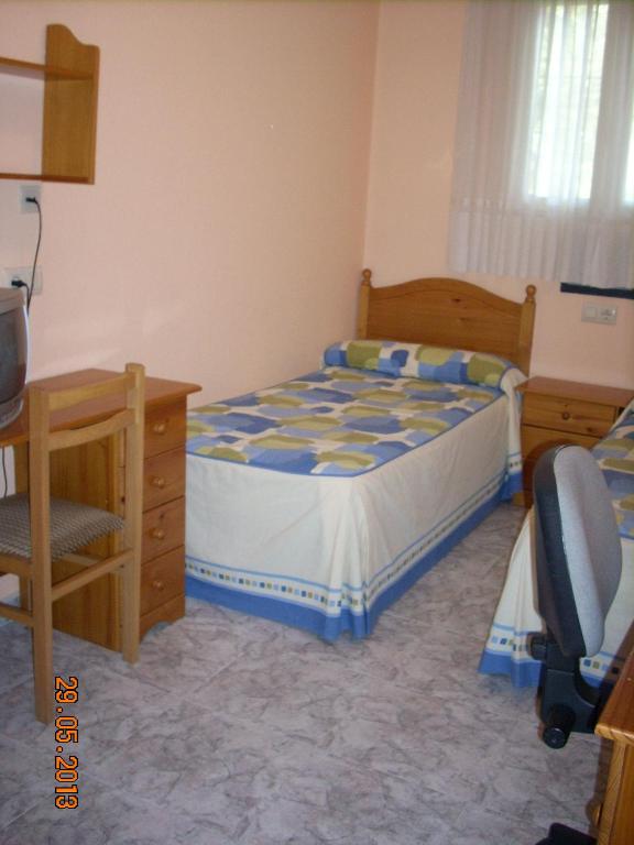 Hostal Vadama - Twin Room With Private Bathroom