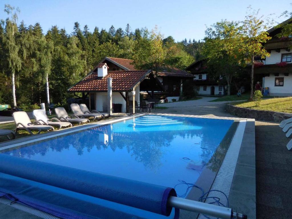 Bazén v ubytování Appartement am Waldeck nebo v jeho okolí