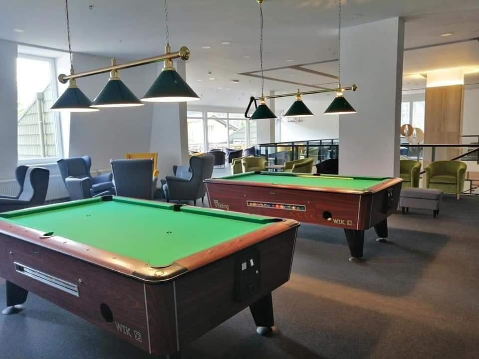 Miza za biljard v nastanitvi Hotel Alpina