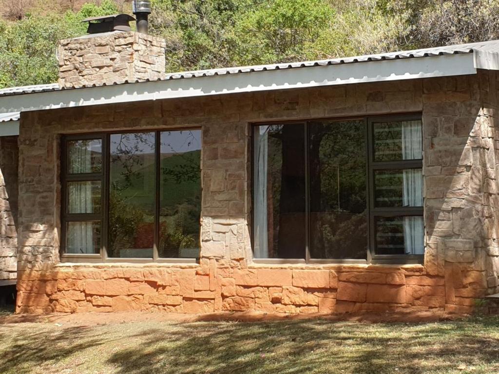 Birdsong Cottages 10 Poplar Drive Bergview Estate, Champagne Valley