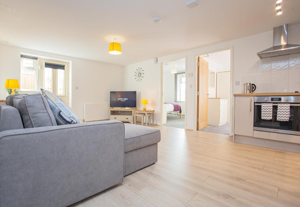 Silver Street Apartment - by TJ Serviced Property - Housity
