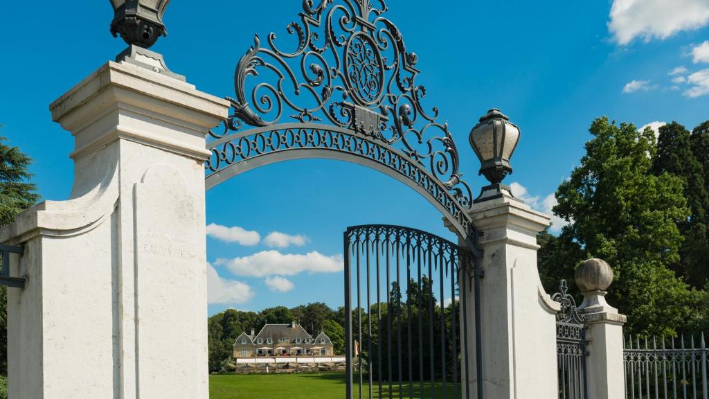 Hôtel Résidence Parc des Eaux Vives - Resim 9