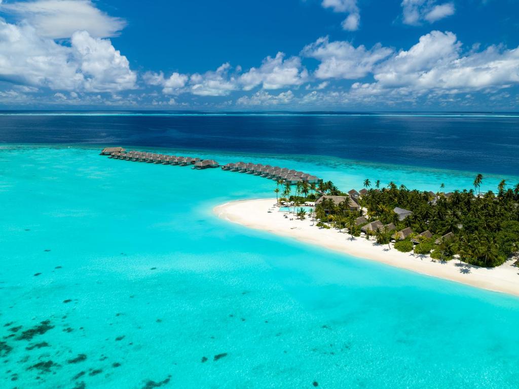 
A bird's-eye view of Baglioni Resort Maldives - The Leading Hotels of the World
