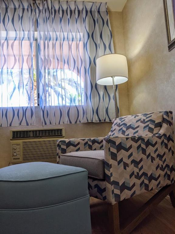 Days Inn by Wyndham Bullhead City - King Room - No Fumadores
