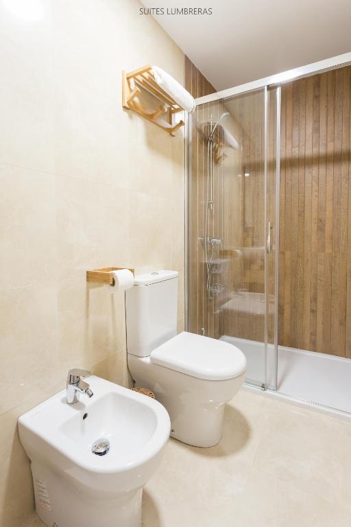 Koupelna v ubytování Suites Lumbreras
