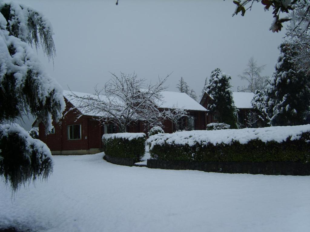 Forest Peak Motel v zimě