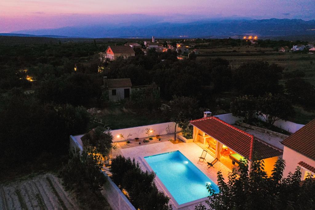 Luka - Villa Avec Piscine Privée