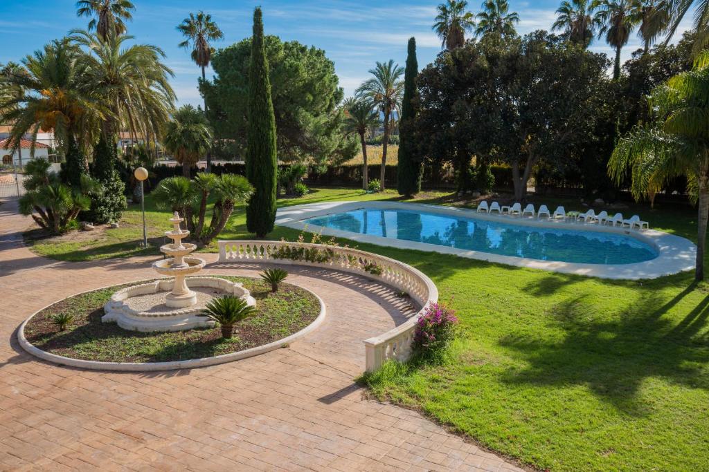 Finca 3LAKES, Alicante – Updated 2023 Prices