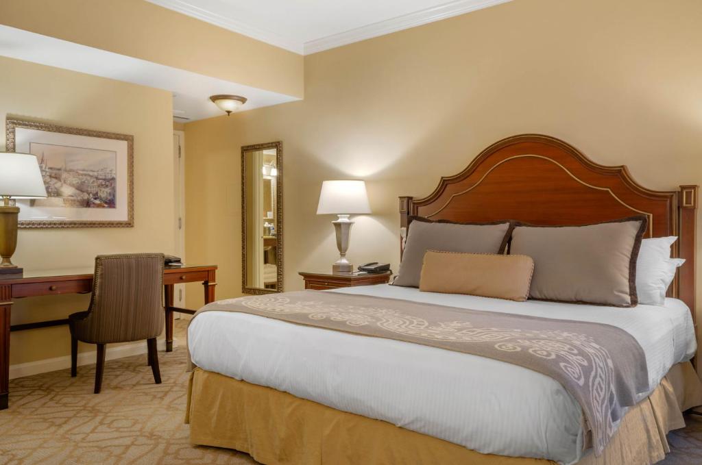 Omni Royal Orleans Hotel photo